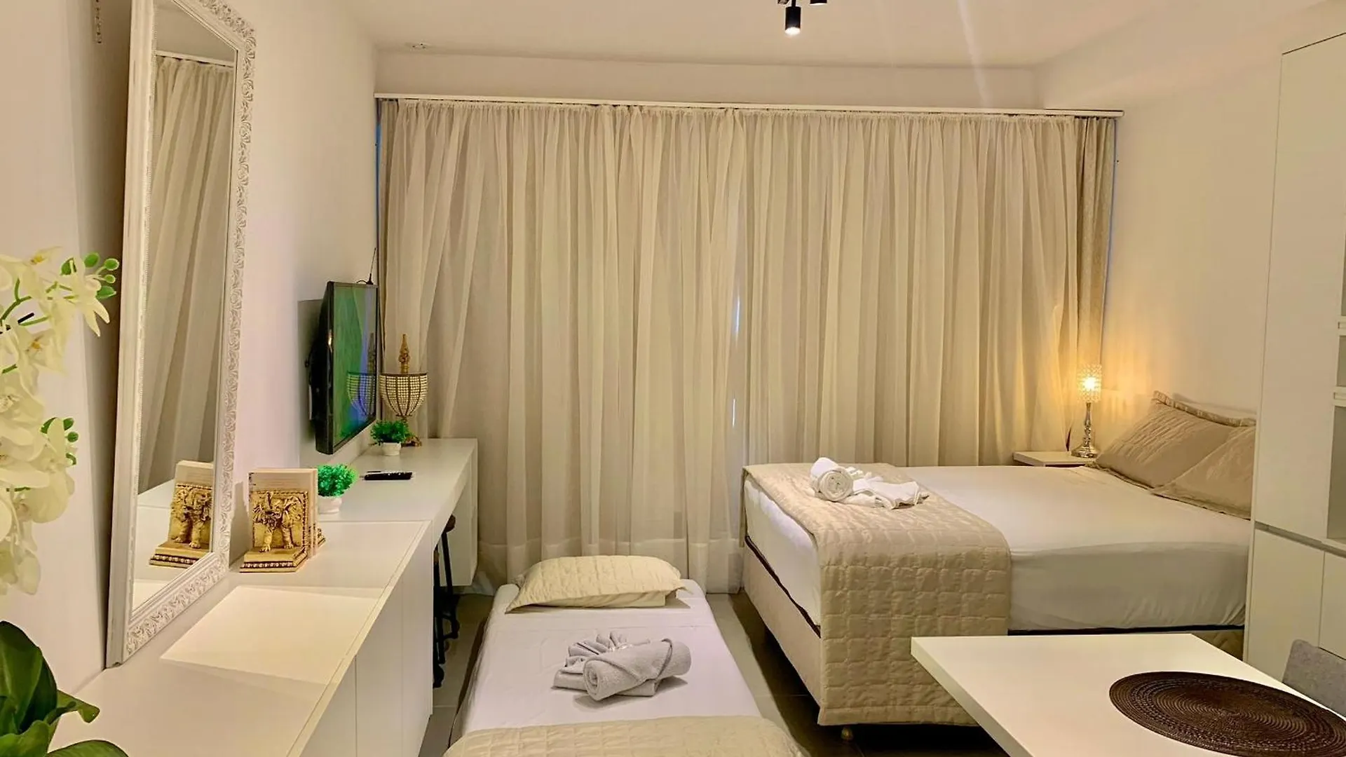 Liv - Apartamento 705 Porto Alegre 0*,